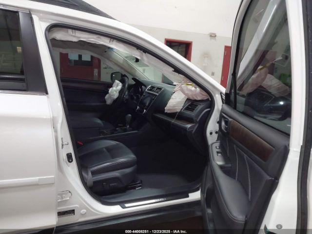 Subaru Outback 3.6r Limited Image 12