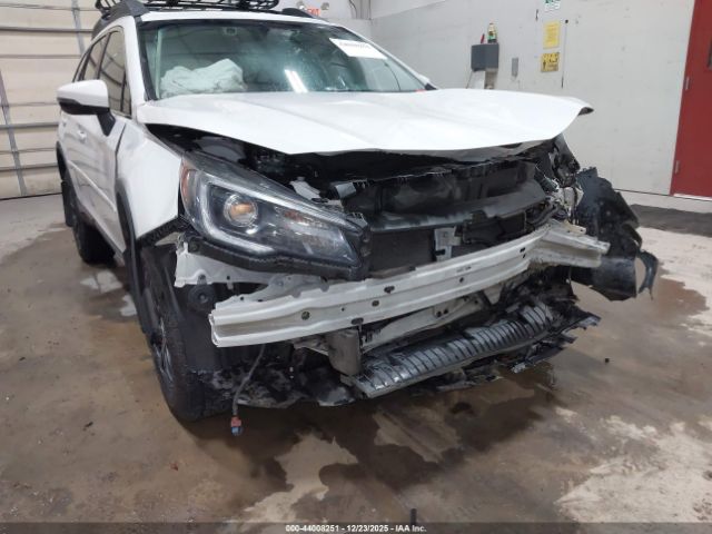 Subaru Outback 3.6r Limited Image 2