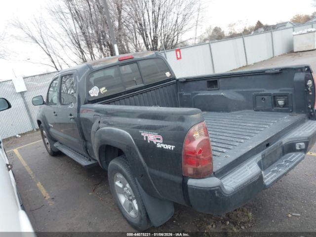Toyota Tacoma Prerunner V6 Image 12
