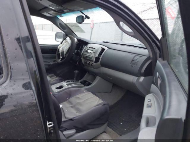 Toyota Tacoma Prerunner V6 Image 5