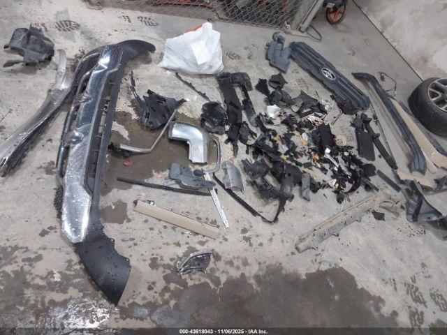 Toyota Tacoma Sr5 Image 17