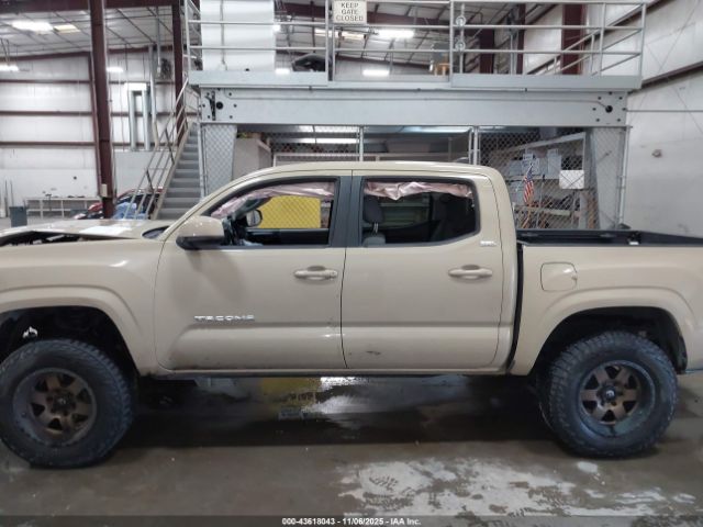 Toyota Tacoma Sr5 Image 10