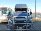 Freightliner New Cascadia 126 Image 4