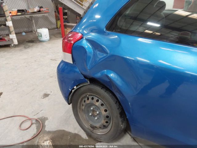 Toyota Yaris Image 15