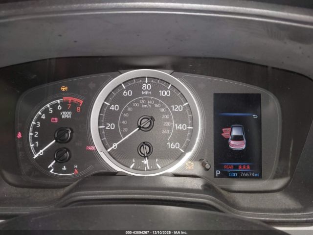 Toyota Corolla L Image 13