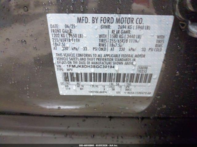 Ford Explorer Active Image 4