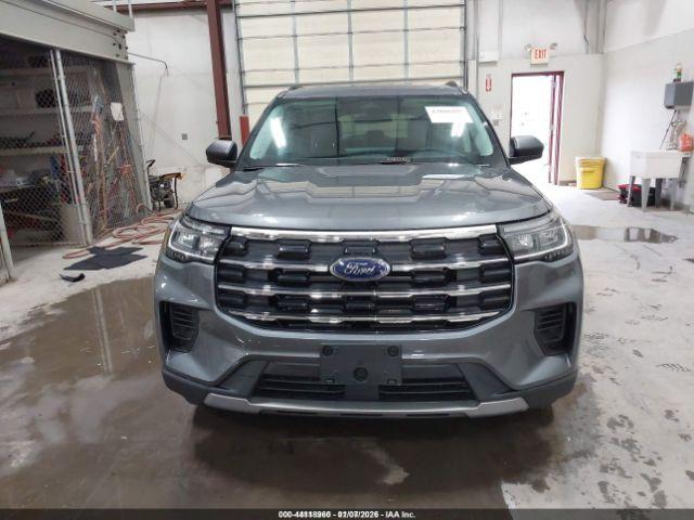 Ford Explorer Active Image 14