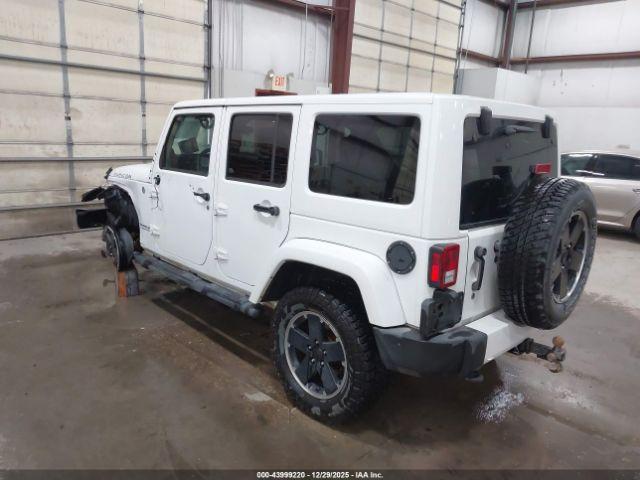 Jeep Wrangler Sahara Image 2