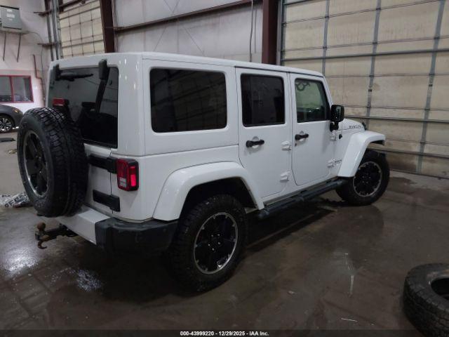 Jeep Wrangler Sahara Image 16