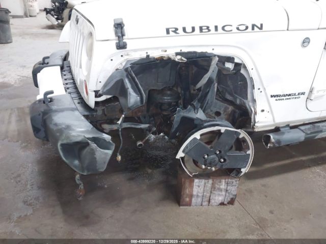 Jeep Wrangler Sahara Image 6