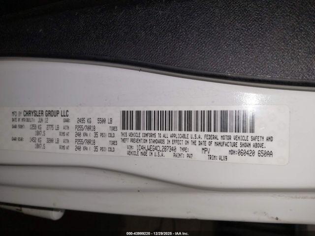 Jeep Wrangler Sahara Image 9