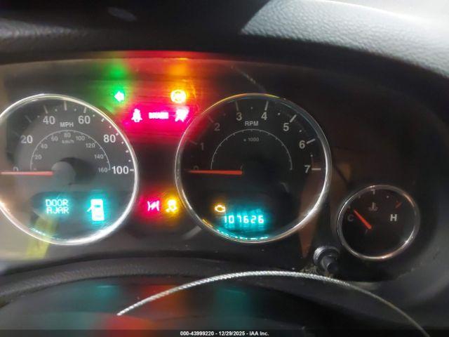 Jeep Wrangler Sahara Image 11