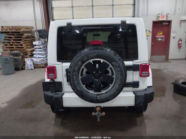 Jeep Wrangler Sahara Image 18