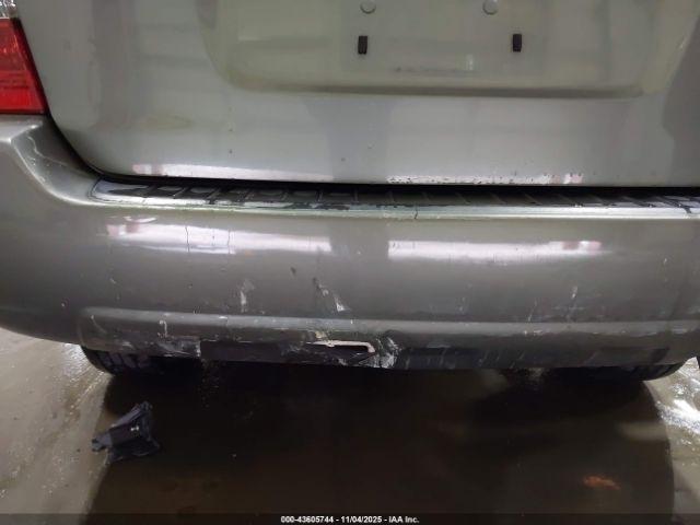 Toyota Highlander V6 Image 3