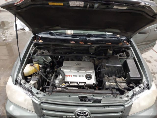 Toyota Highlander V6 Image 18