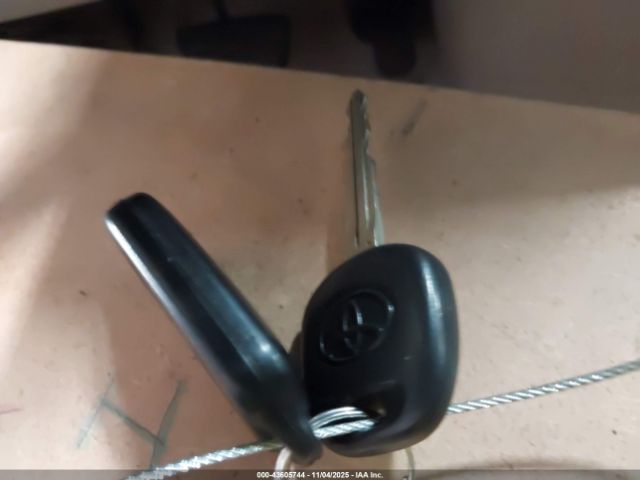 Toyota Highlander V6 Image 6