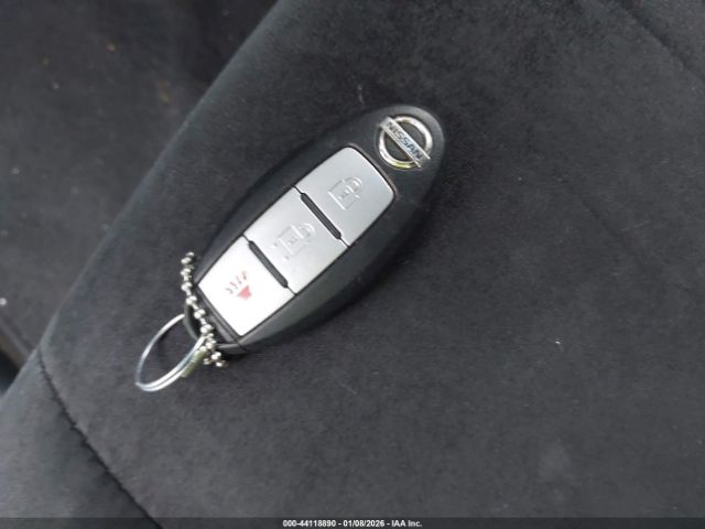 Nissan Pathfinder Image 3